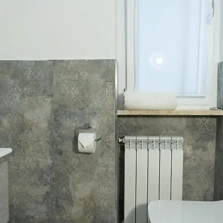 Piazza Mazzini Apartment *